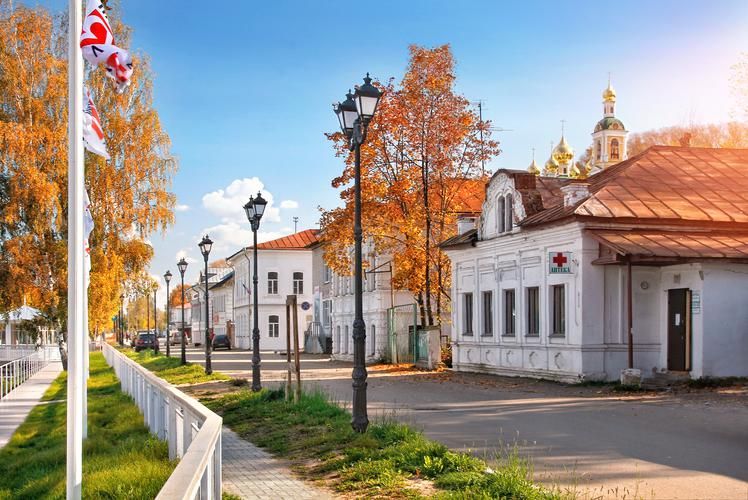 Шкатулка вкусов: осетр, сыр и волшебство на блюде