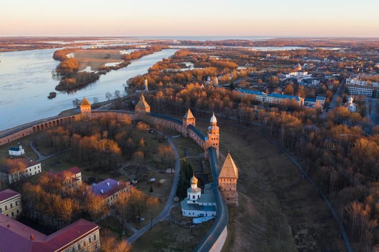 Автобус| Крепостные стены Северо-Запада: в путешествии по укреплениям и легендам